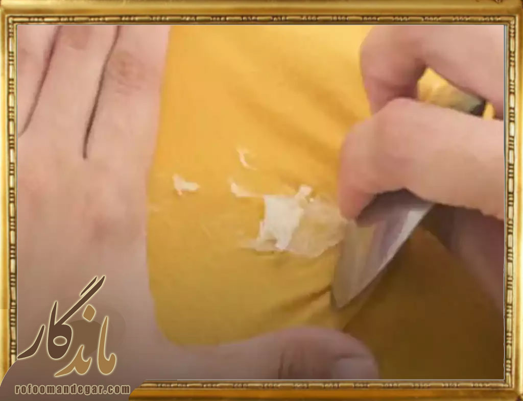 روشهای پاک کردن چسب از روی مبل